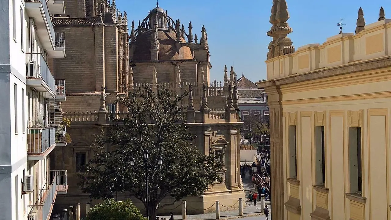 Preciosas Vistas A Catedral contacts